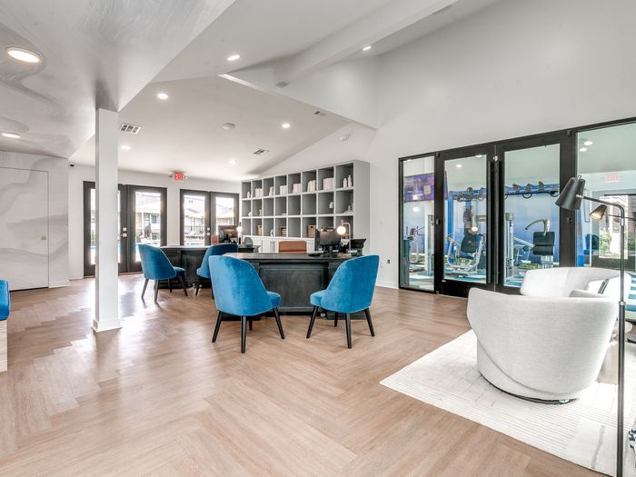 Leasing Center