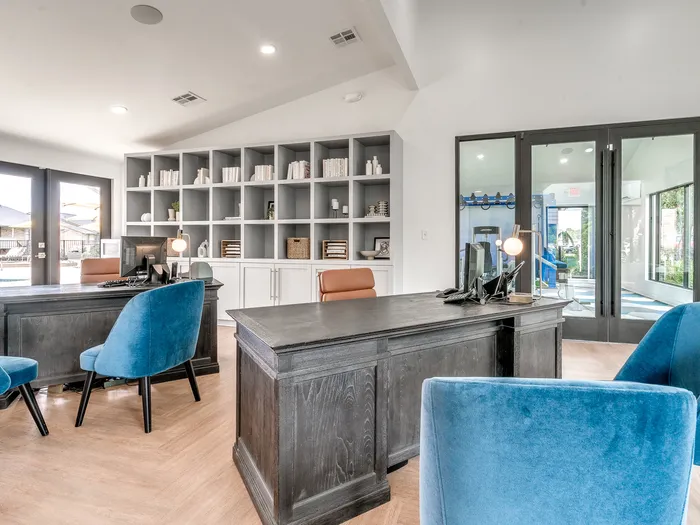 Leasing Center