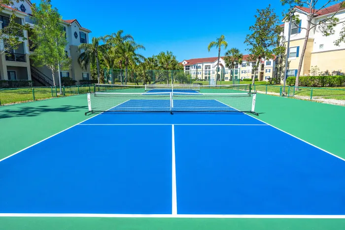 outdoor pickleball court