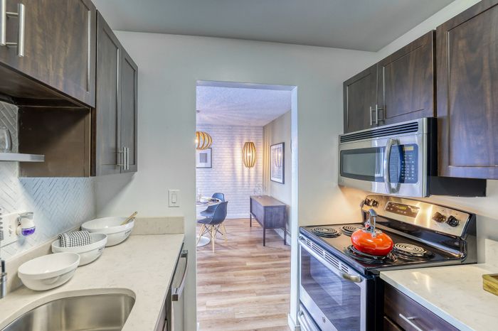 model apartment kitchen