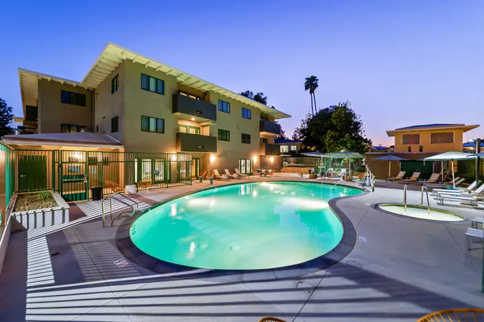 pool it up at night