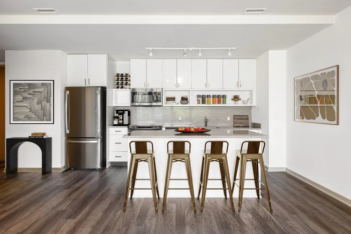 apartment breakfast bar and chairs