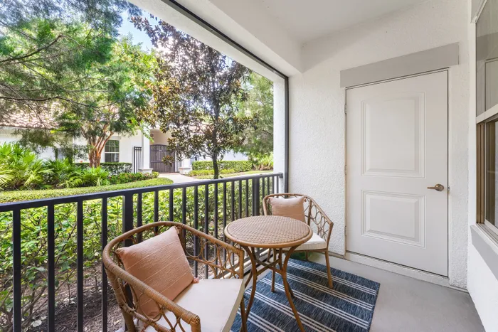 patio with greenery