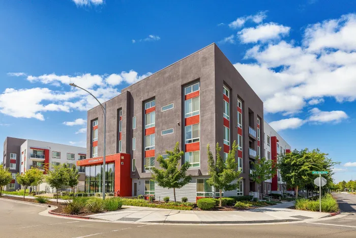 building exterior of san jose apartments