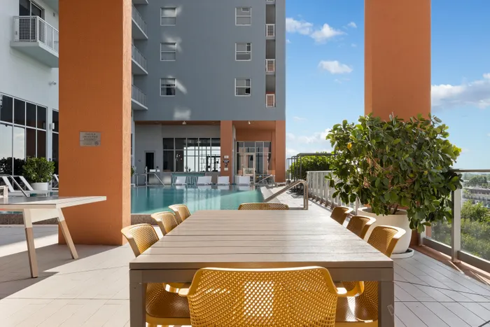 deck and table at Motion at Dadeland