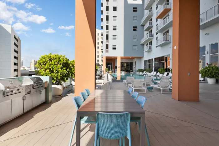 pool deck at Motion at Dadeland