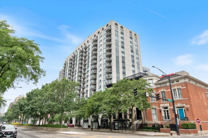 1250 LaSalle - Exterior View