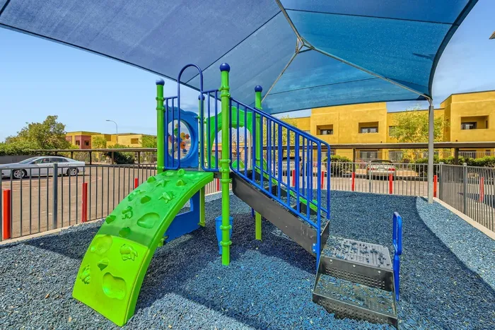Rise at the Palms Amenities