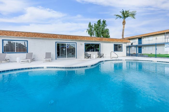 Rise at the Palms Amenities