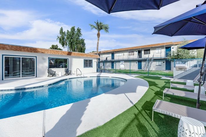 Rise at the Palms Amenities