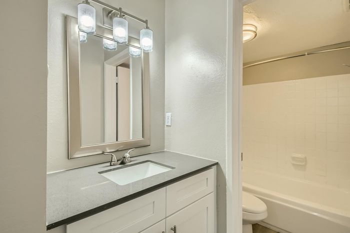 Rise at the Palms Apartments