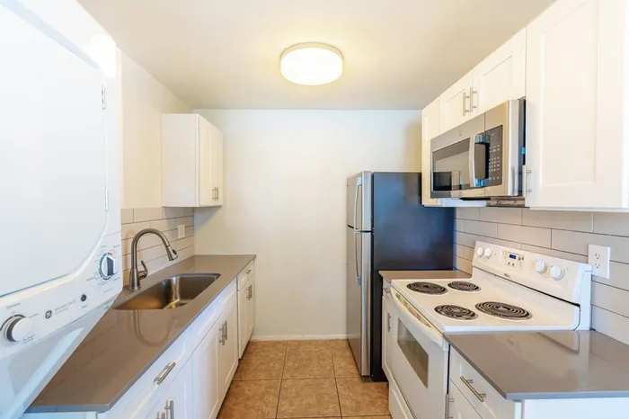 Rise at the Palms Apartments