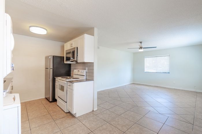 Rise at the Palms Apartments