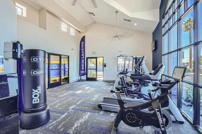 Rise Broadway Amenities