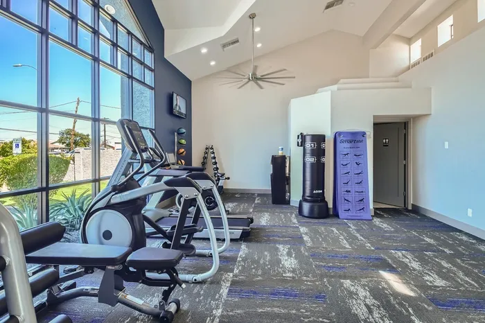Rise Broadway Amenities