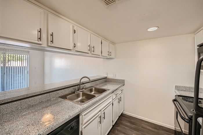 Rise at Dobson Ranch Apartments