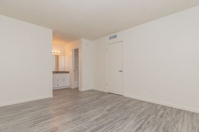 Rise at Dobson Ranch Apartments