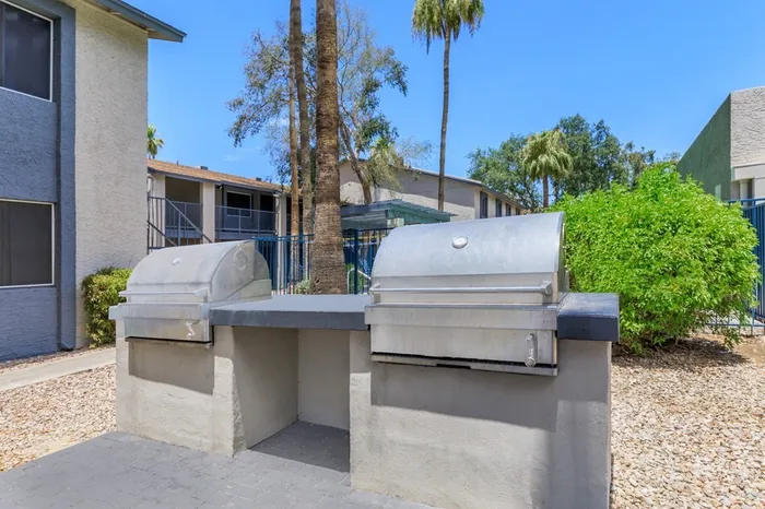 Rise on Cave Creek Amenities