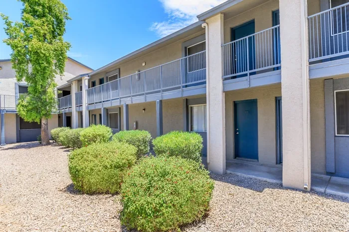 Rise on Cave Creek Amenities
