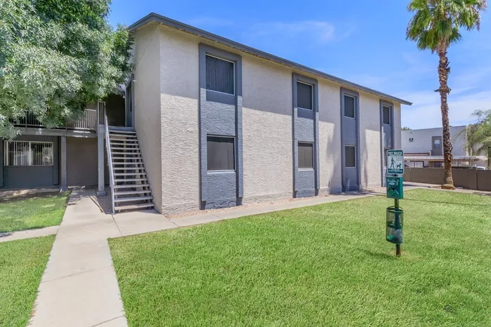 Rise on Cave Creek Amenities