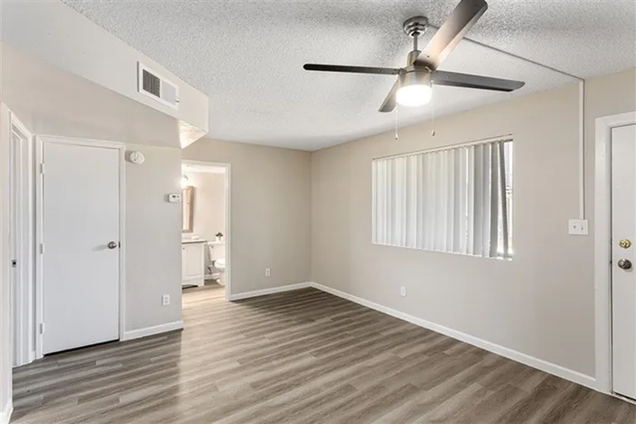 Rise on Cave Creek Apartments