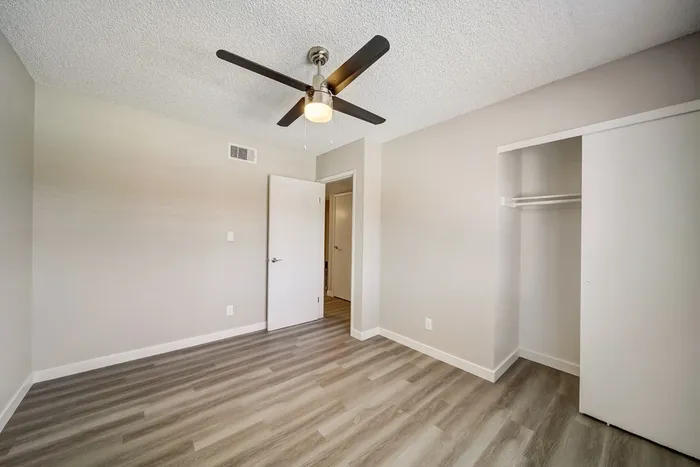 Rise on Cave Creek Apartments