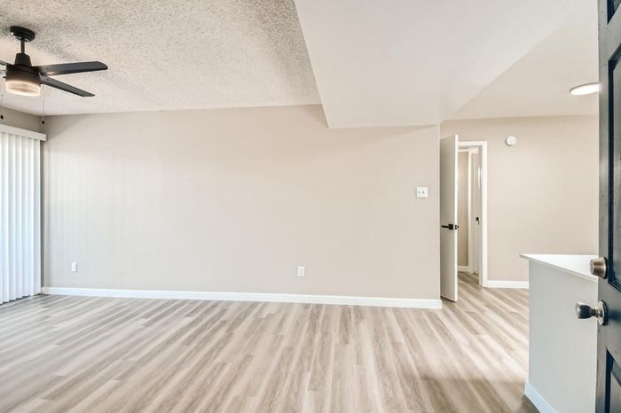 Rise on McClintock Apartments