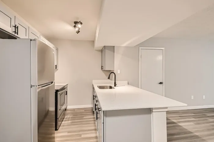 Rise on McClintock Apartments