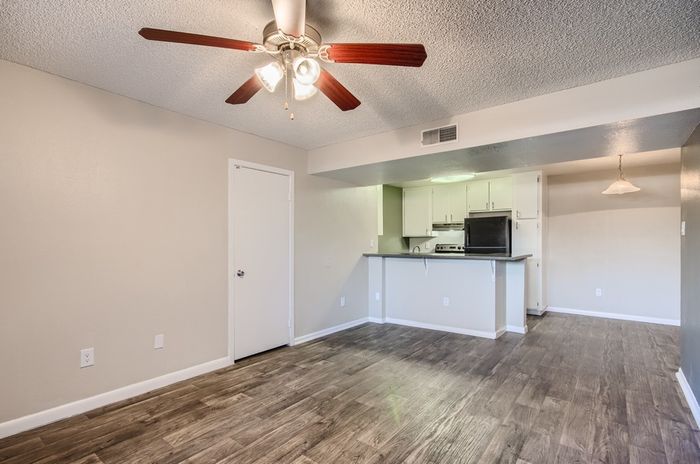 Rise on McClintock Apartments