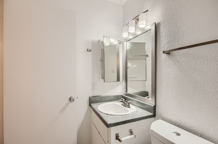 Rise on McClintock Apartments