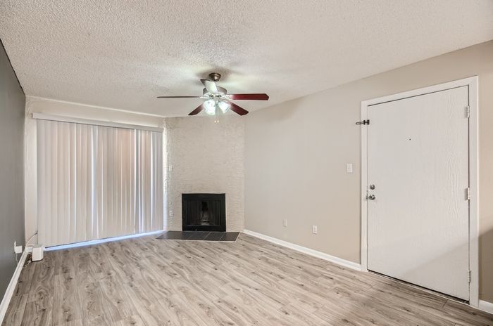 Rise on McClintock Apartments