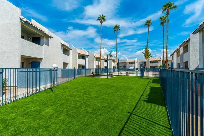 Rise Thunderbird Amenities