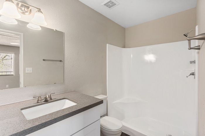 Rise Thunderbird Apartments