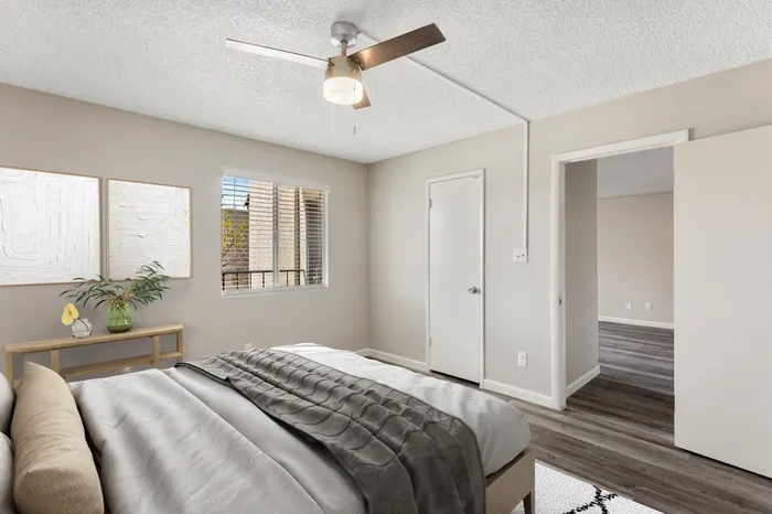 Rise Thunderbird Apartments