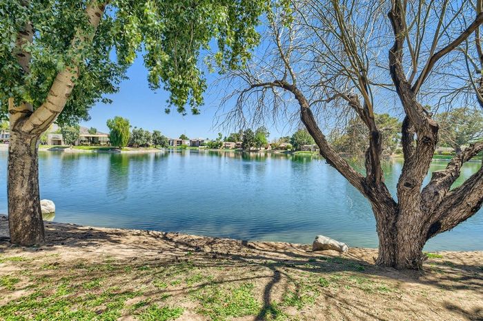 Rise Lakeside Amenities