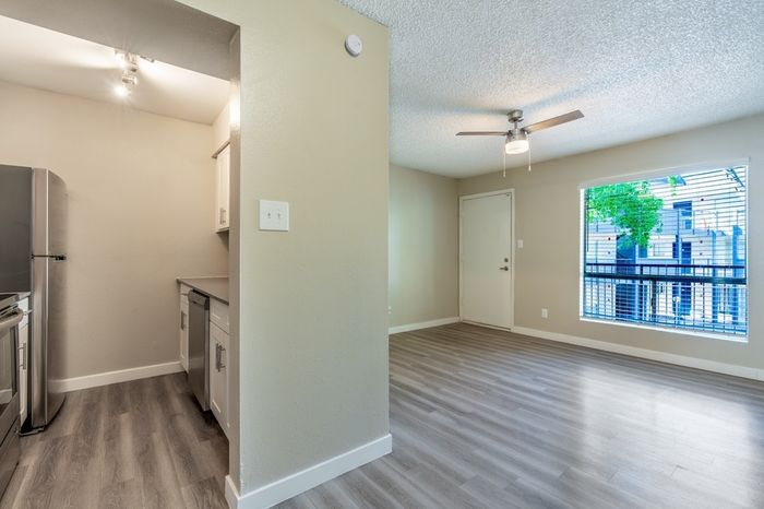 Rise Lakeside Apartments