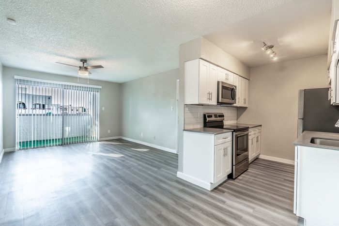 Rise Lakeside Apartments