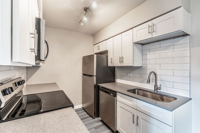 Rise Lakeside Apartments