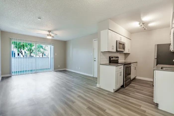 Rise Lakeside Apartments
