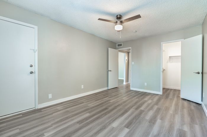 Rise Lakeside Apartments