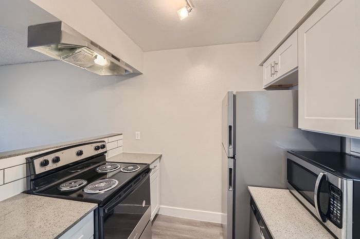 Rise Lakeside Apartments