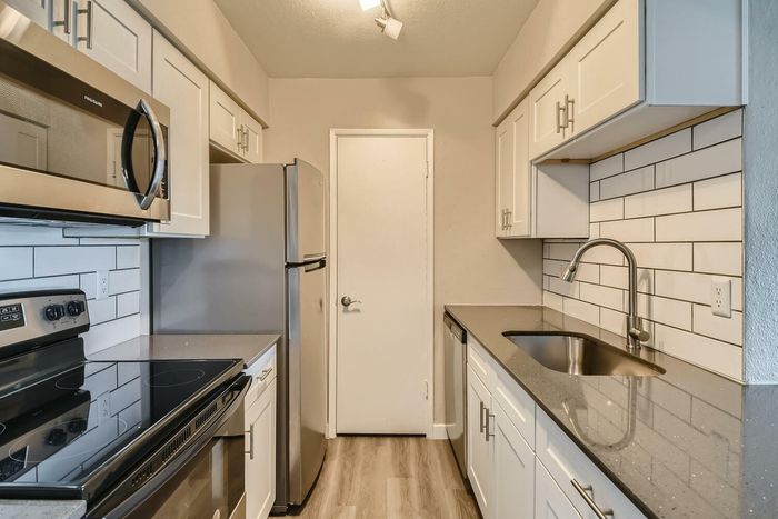 Rise Lakeside Apartments