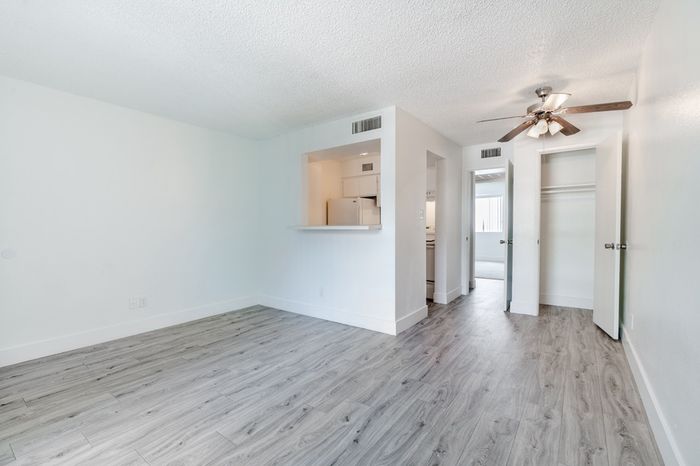Rise Lakeside Apartments