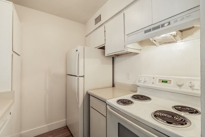 Rise Lakeside Apartments