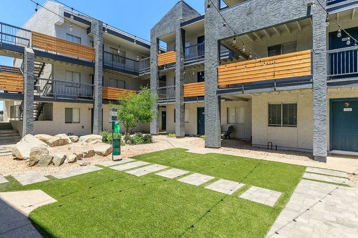 Rise Midtown Amenities
