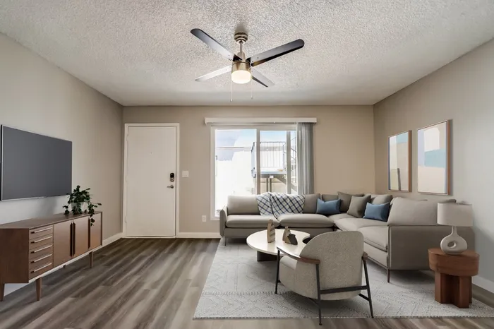 Rise at the Lofts Apartments