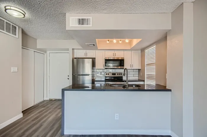 Rise on Cactus Apartments