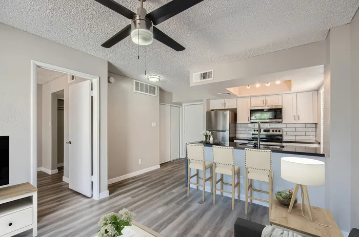 Rise on Cactus Apartments