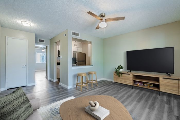 Rise Lakeside Apartments