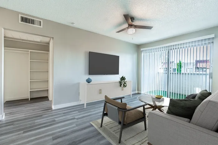 Rise Lakeside Apartments